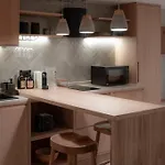 La Peti Small Luxury House Apartment *